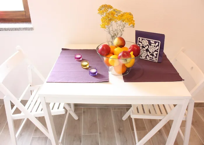 아파트 Nana Marusa *